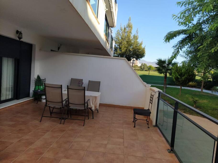 Bajo Puerta De Alcazaba Apartment Retamar  Exterior foto